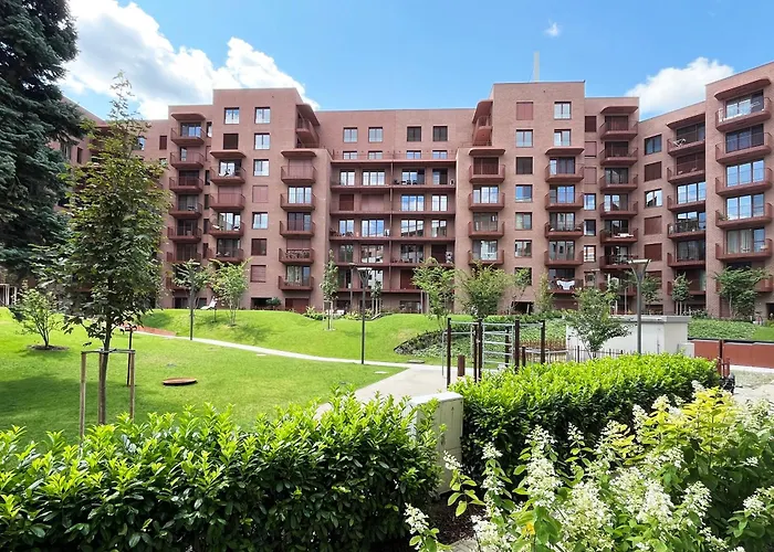 2024 New Building Zwirn, Free Parking Pozsony